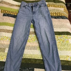 american eagle stretch mom jeans